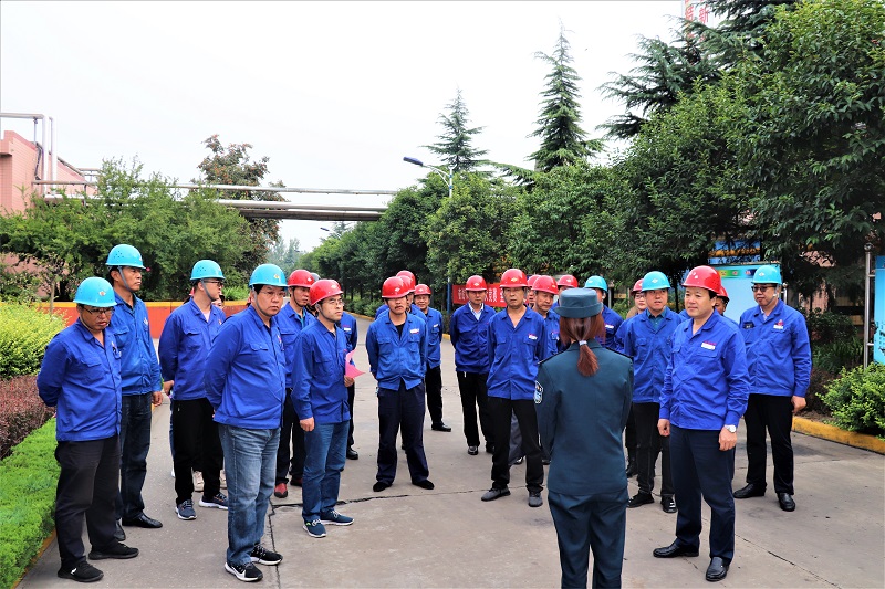 韓城市侃達(dá)煤焦公司董事長(zhǎng)底宗林一行來(lái)公司調(diào)研考察