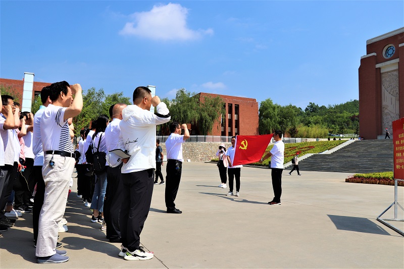 ׌�tɫ���񼤄�(l��)�T��������(chu��ng)��?li��n)��?d��ng)�О�